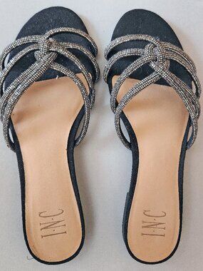 International Concepts Sandles